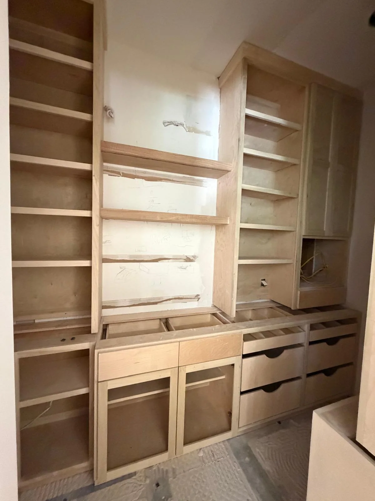 Cantillano custom wood shelving